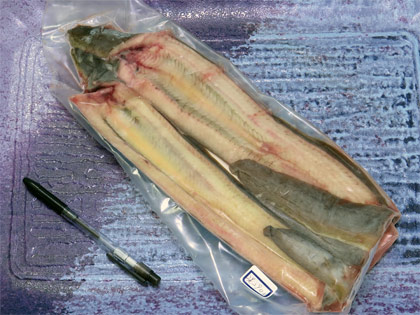 天然うなぎ2尾で290g