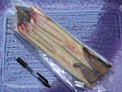 天然うなぎ2尾で184g