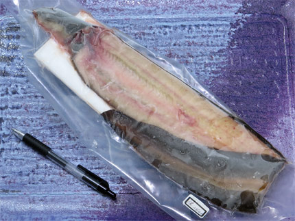 天然うなぎ1尾で240g